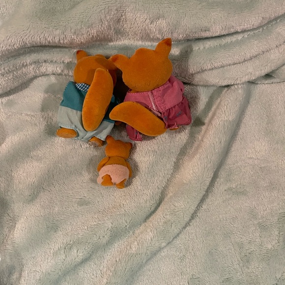 Calico critters red fox family of 3 - Picture 2 of 2